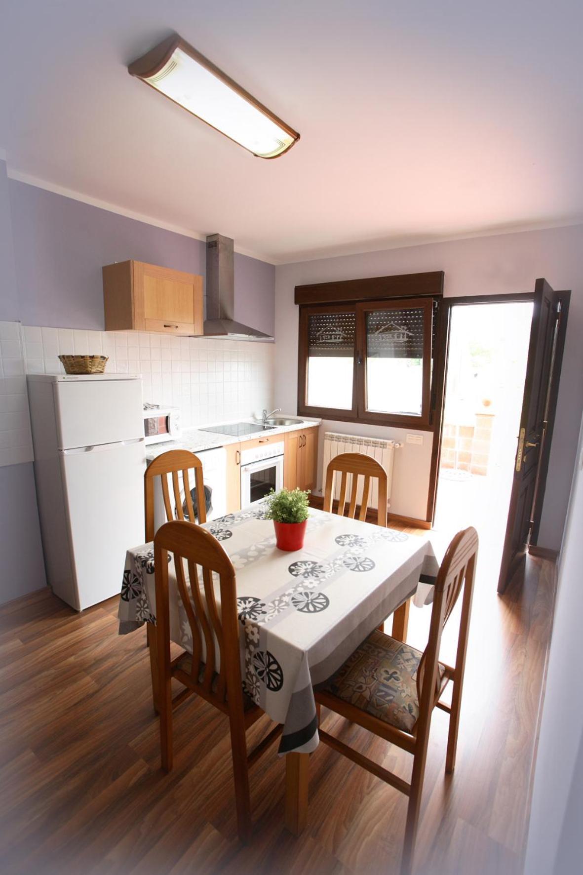 Apartamentos Fermin Onís Екстериор снимка
