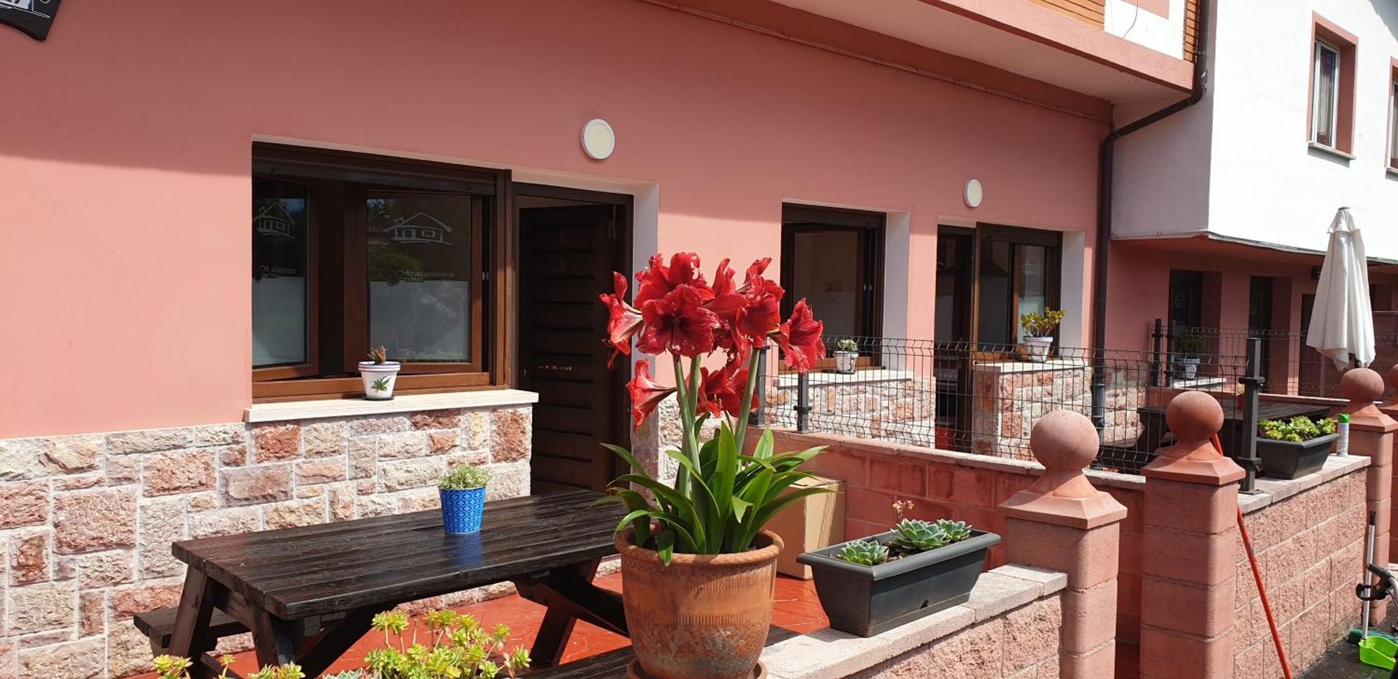 Apartamentos Fermin Onís Екстериор снимка
